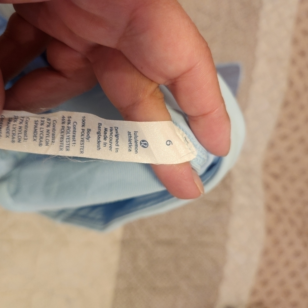 NWOT Lululemon Running Shorts - Picture 3 of 4